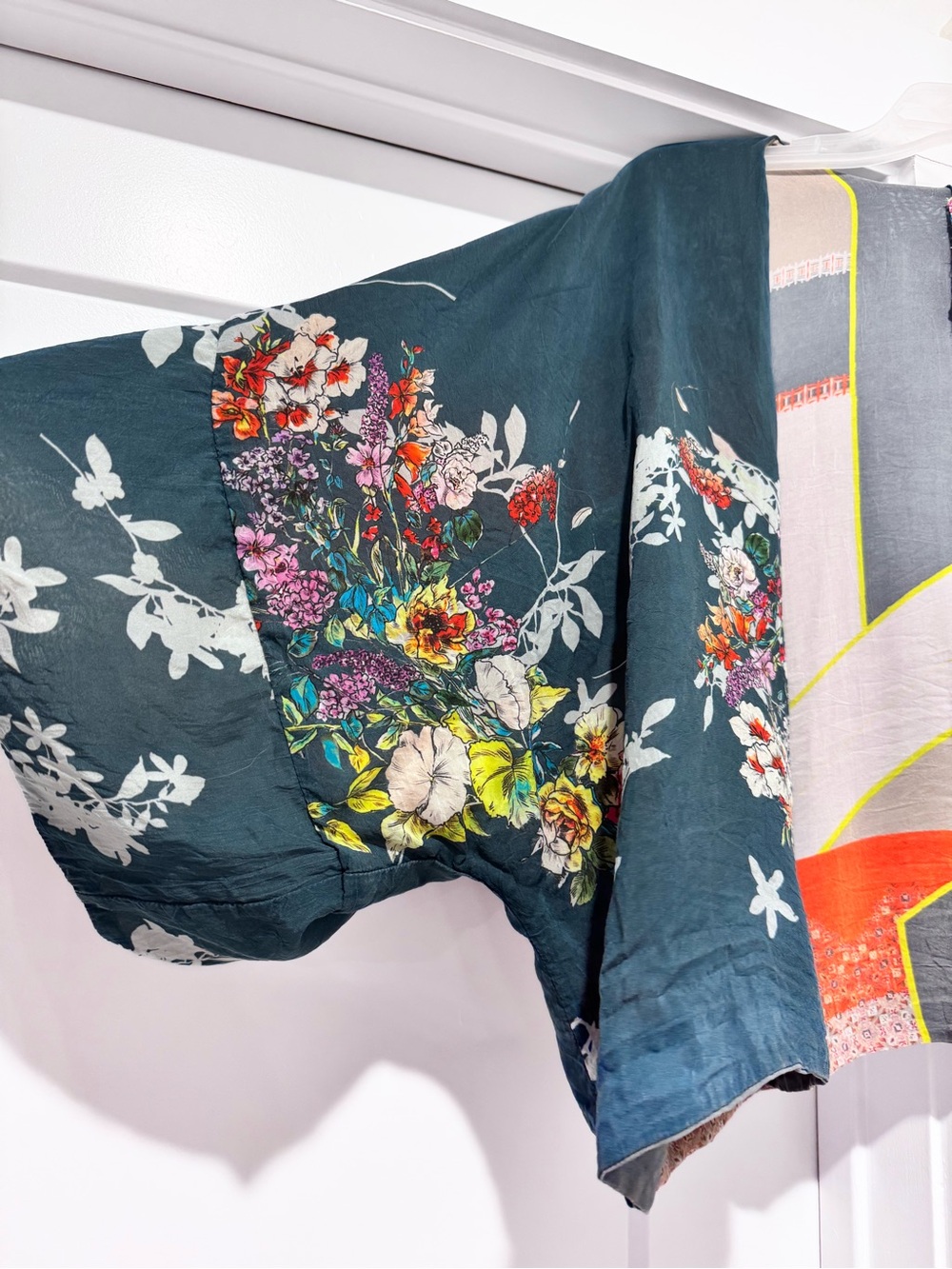 Johnny Was Reversible Floral Open-Front Kimono Jacket in Teal and Multicolor - Picture 3 of 8